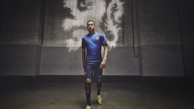 《最具人气战队战绩盘点：他们的荣耀时刻》，战队荣耀历程