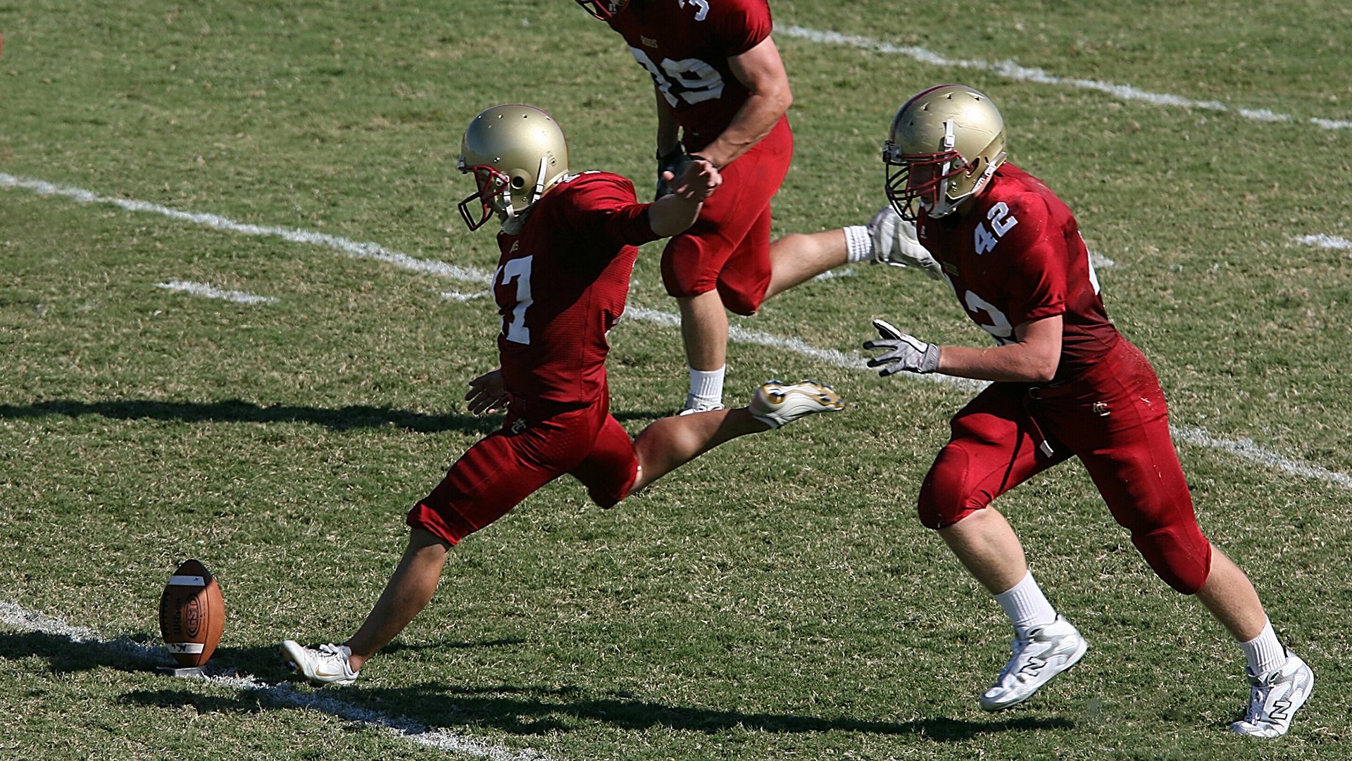 亚洲洲际足球争霸赛场内外风起云涌，亚洲足球赛赛程